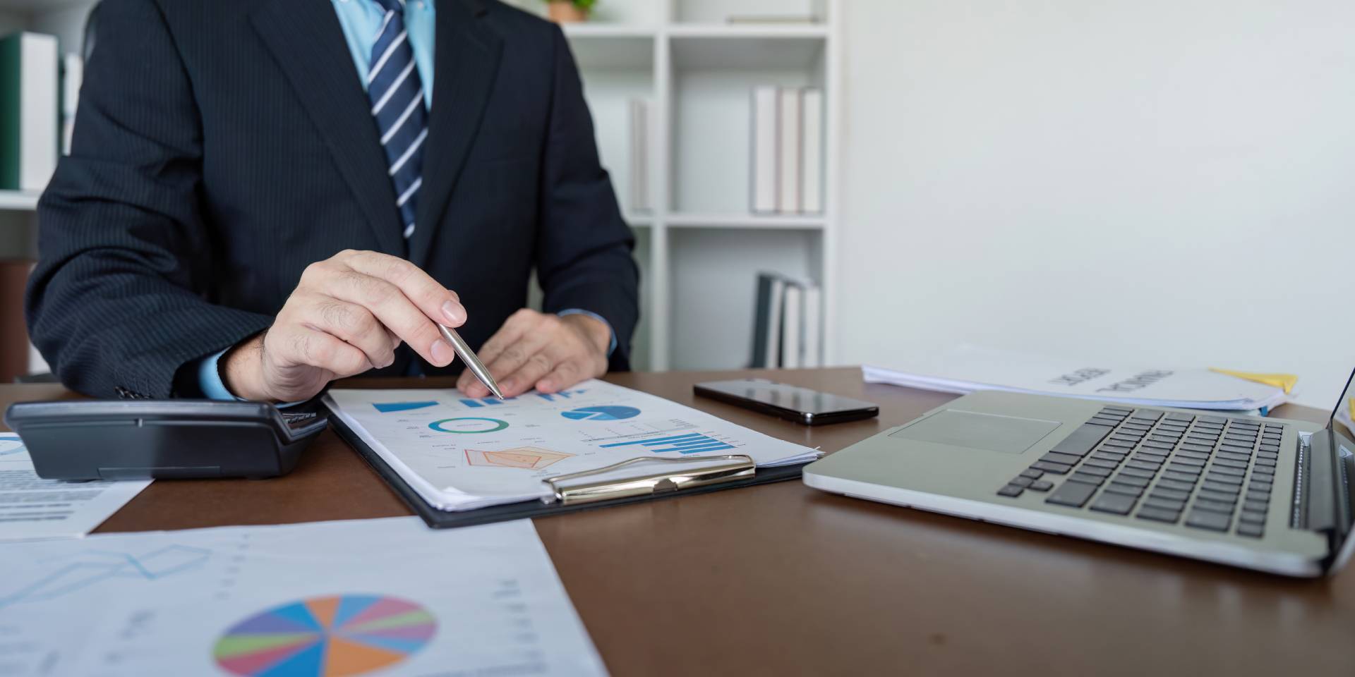 Leveraging AI for Compliance Management